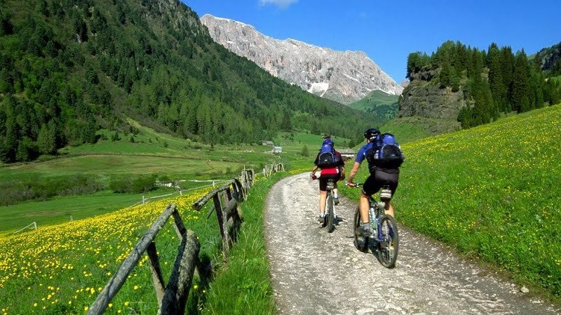 LA CICLABILE VAL DI FASSA - VAL DI FIEMME